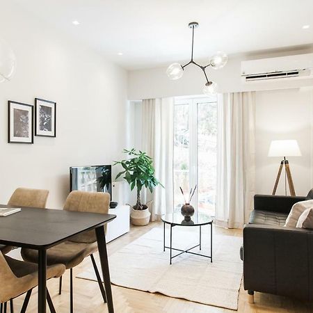 Peaceful 2Bd Apartment In Kolonaki By Upstreet เอเธนส์ ภายนอก รูปภาพ